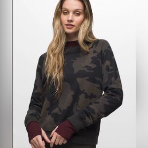 PrAna Cozy Up Black Camo Sweatshirt Size Small